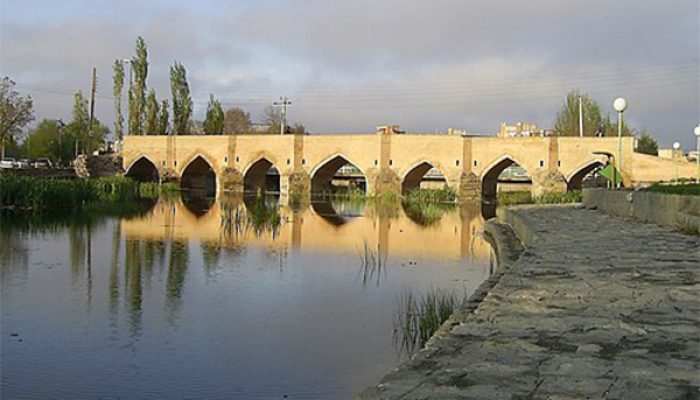 DIGITAL CAMERA
